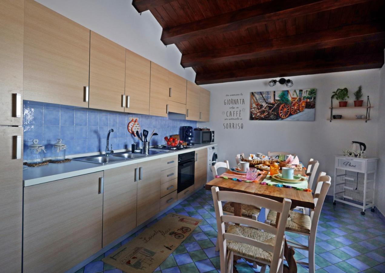 Apartamento La Casa Di Filippo Palermo Exterior foto