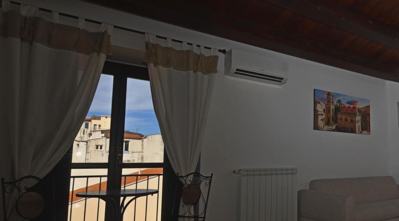 Apartamento La Casa Di Filippo Palermo Exterior foto